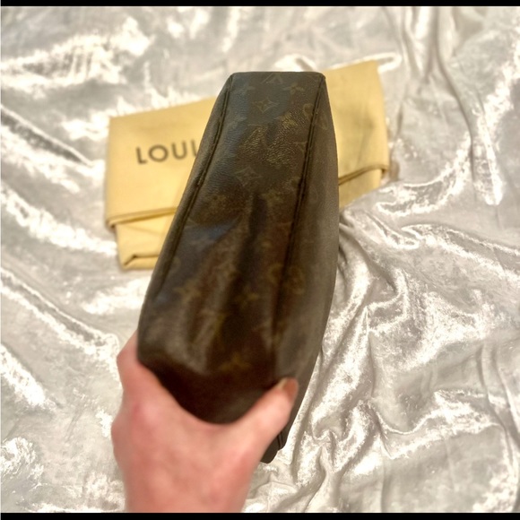 Louis Vuitton Trousse 28 - Picture 6 of 8